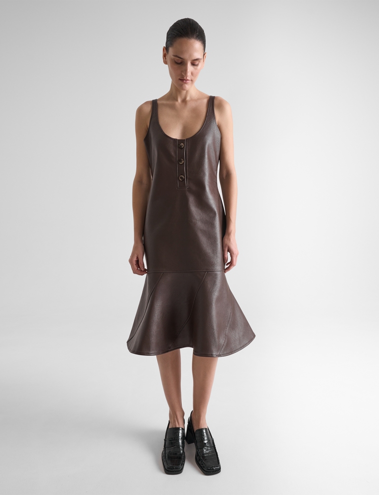 Платье из экокожи