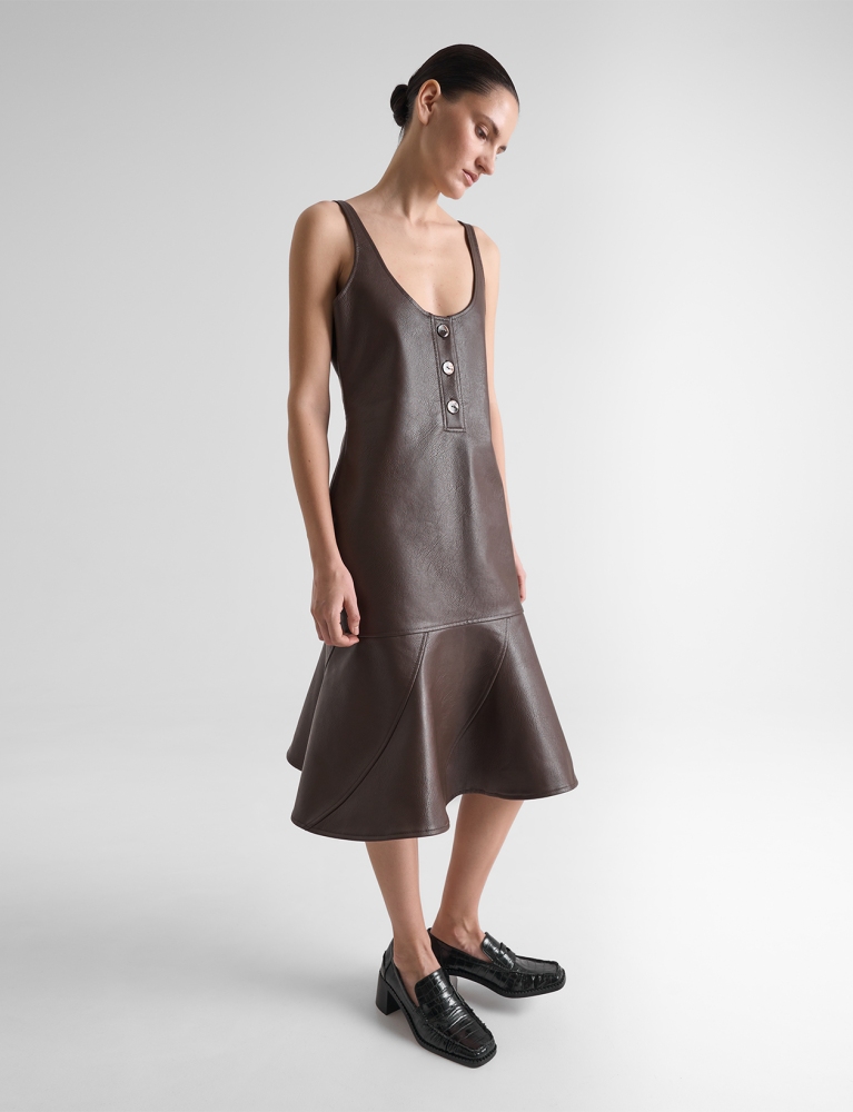 Платье из экокожи