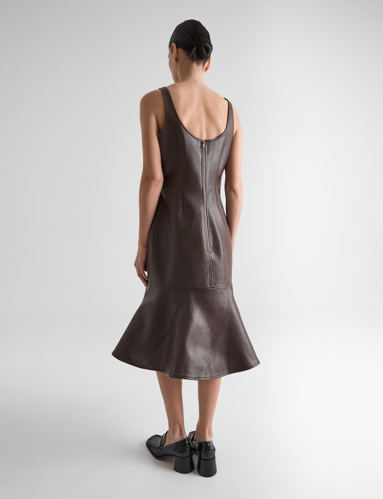 Платье из экокожи