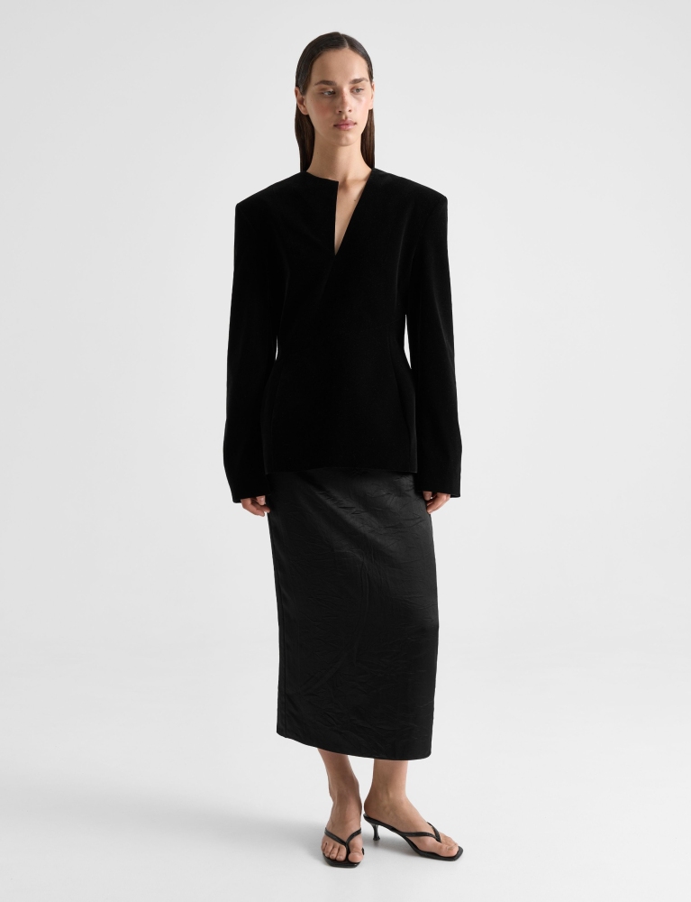 Жакет фигурный из бархата 