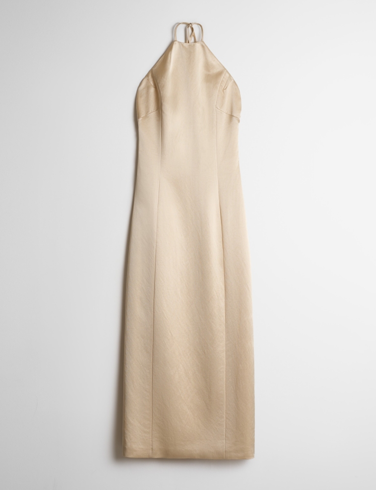 Платье с оплечьем