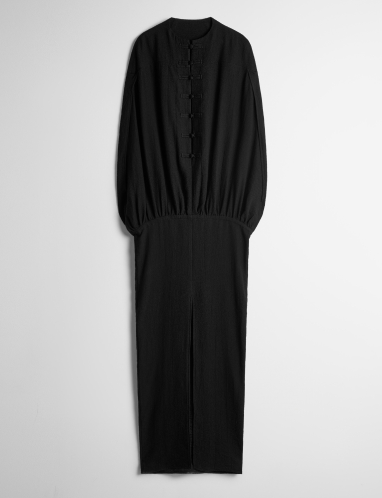 Платье с объемным лифом